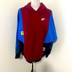 Nike Unisex S Sportswear Pullover Windbreaker Hoodie Oregon USA Color-block NWT